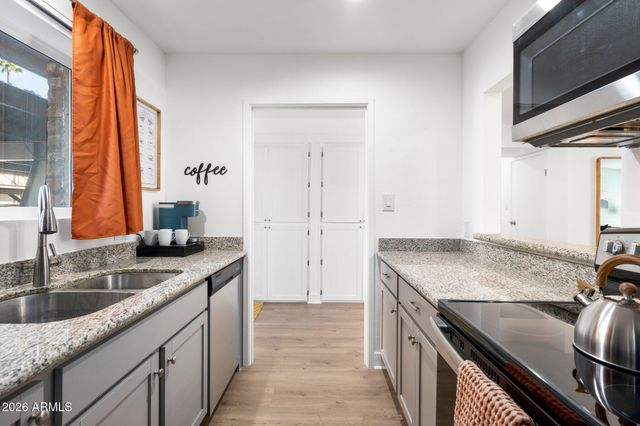 4701 N 68TH Street 145, Scottsdale, AZ 85251
