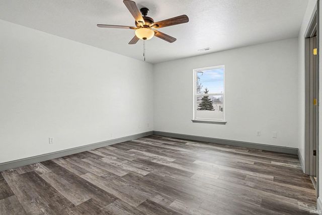 313 W Wind Trail, Avilla, IN 46710