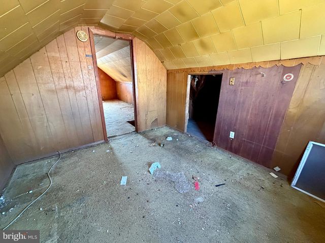 6521 RIDGE RD, Baltimore, MD 21237