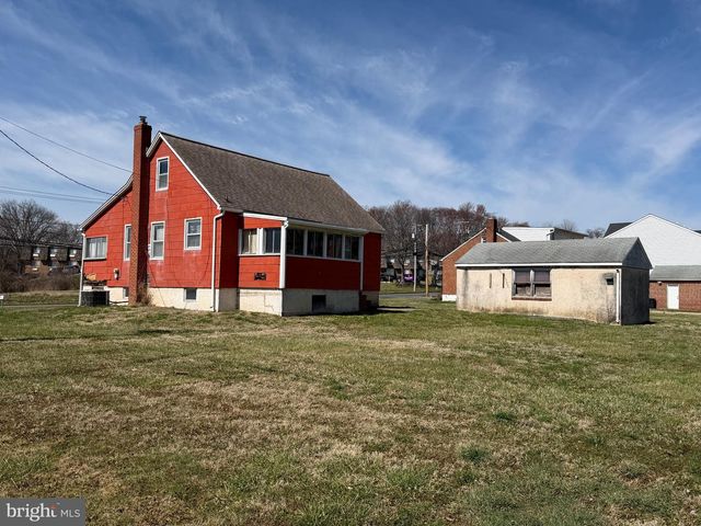 6521 RIDGE RD, Baltimore, MD 21237