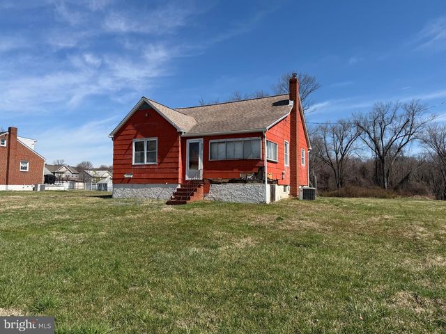 6521 RIDGE RD, Baltimore, MD 21237