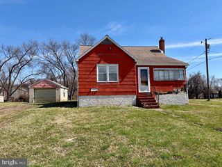 6521 RIDGE RD, Baltimore, MD 21237