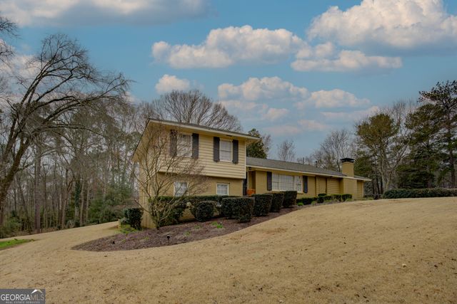 770 Shipp Circle NW, Conyers, GA 30012