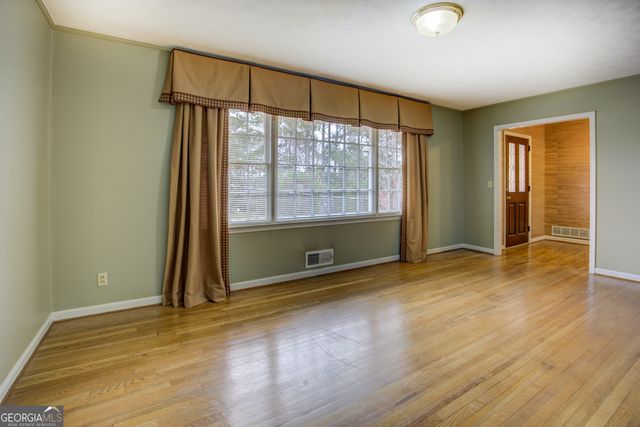 770 Shipp Circle NW, Conyers, GA 30012