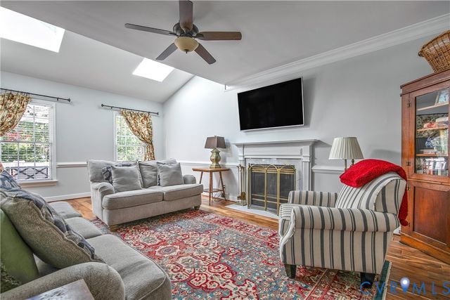 12407 Avon Lake Cir, Midlothian, VA 23114