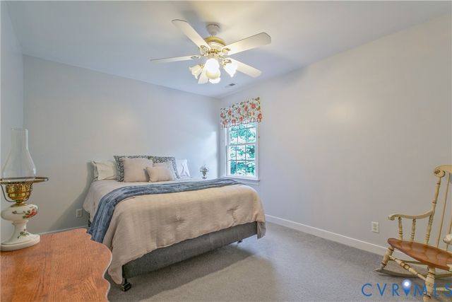 12407 Avon Lake Cir, Midlothian, VA 23114