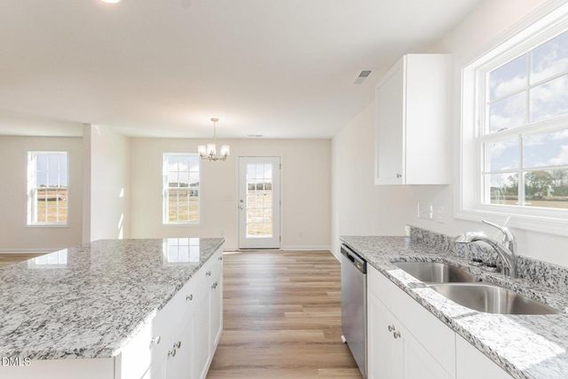 32 Littlefield Lane, La Grange, NC 28551