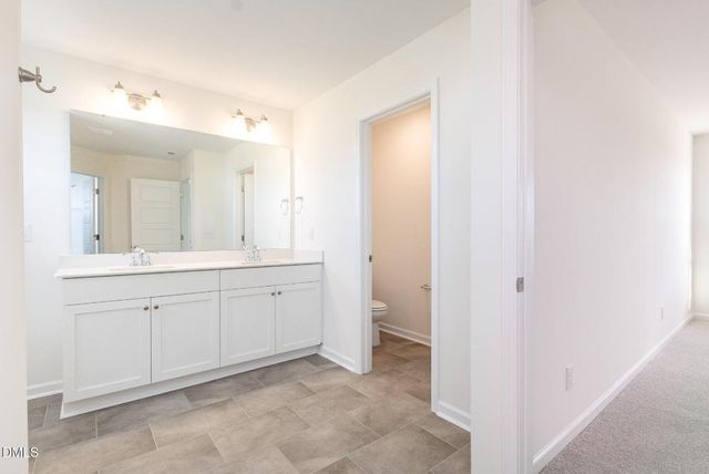 32 Littlefield Lane, La Grange, NC 28551