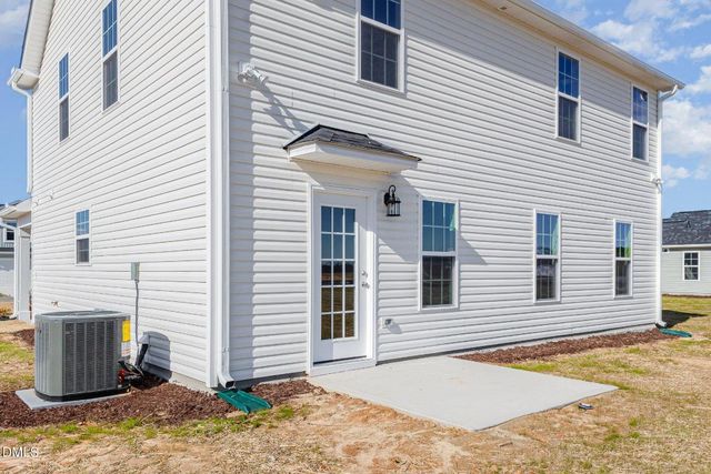 32 Littlefield Lane, La Grange, NC 28551