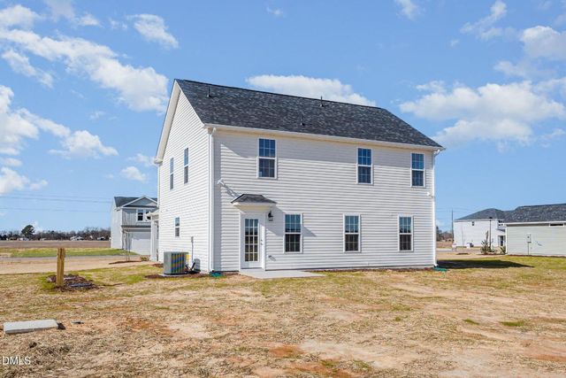 32 Littlefield Lane, La Grange, NC 28551