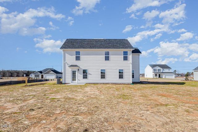 32 Littlefield Lane, La Grange, NC 28551