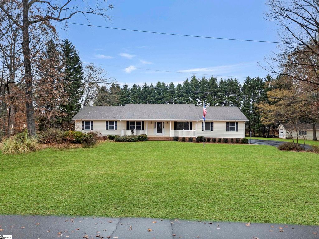 108 Cardinal Drive, Lyman, SC 29365