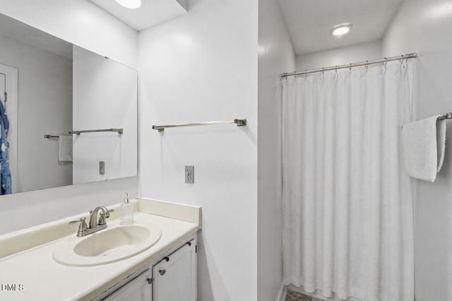 500 Woodcroft Parkway 8a, Durham, NC 27713