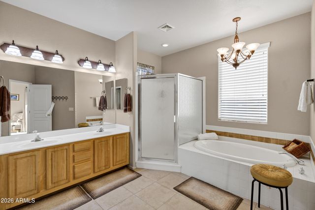 14028 N EDGEWORTH Drive A, Fountain Hills, AZ 85268