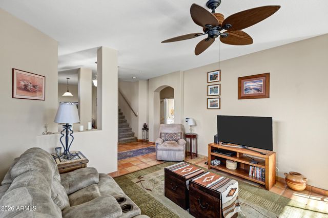 14028 N EDGEWORTH Drive A, Fountain Hills, AZ 85268