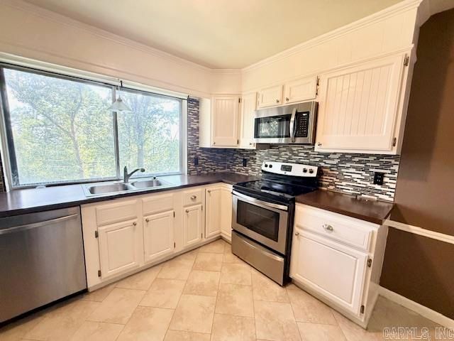 12301 Pleasant Forest Drive, Little Rock, AR 72212