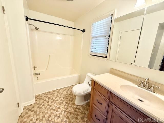 12301 Pleasant Forest Drive, Little Rock, AR 72212