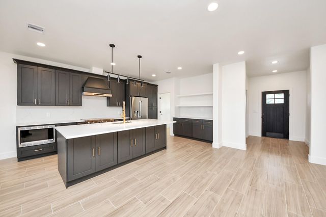 5811 County Road 675b, Rosharon, TX 77583