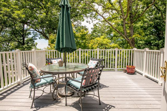 1008 Fort Stephenson Terrace, Lookout Mountain, TN 37350