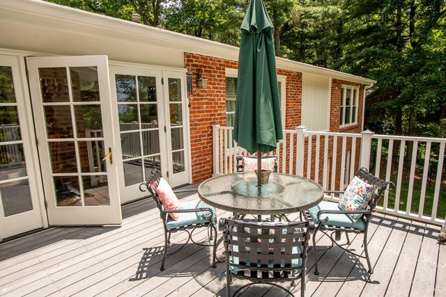 1008 Fort Stephenson Terrace, Lookout Mountain, TN 37350