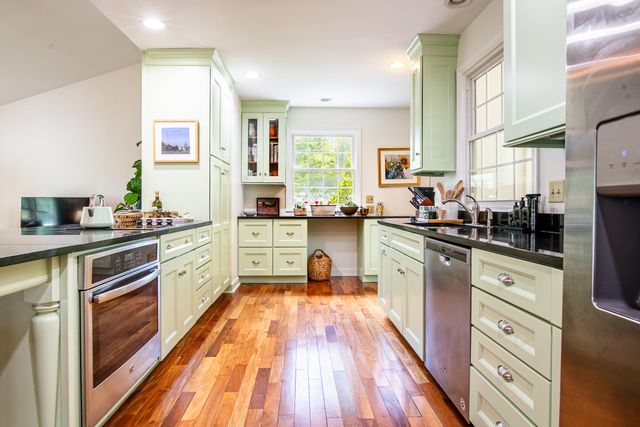 1008 Fort Stephenson Terrace, Lookout Mountain, TN 37350