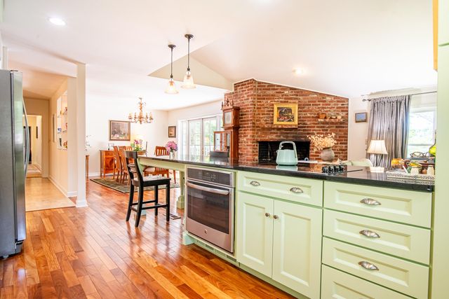 1008 Fort Stephenson Terrace, Lookout Mountain, TN 37350