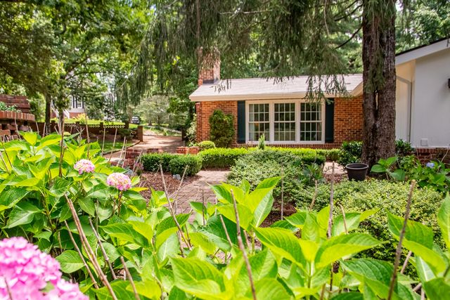 1008 Fort Stephenson Terrace, Lookout Mountain, TN 37350