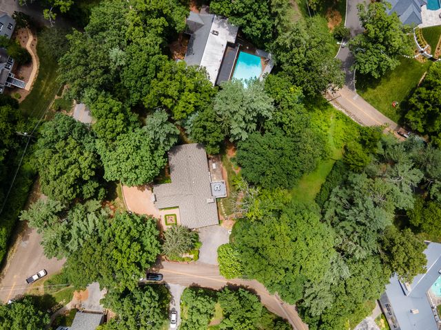 1008 Fort Stephenson Terrace, Lookout Mountain, TN 37350