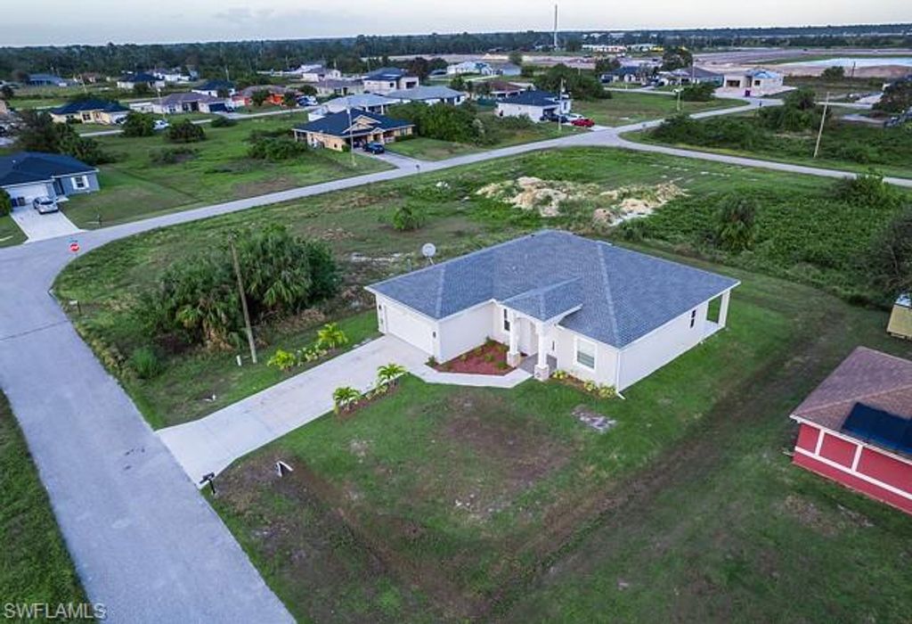 2911 48th ST SW, Lehigh Acres, FL 33976