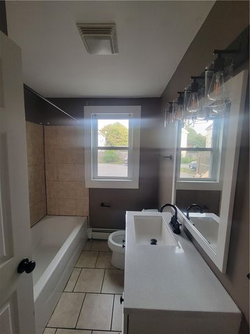 123 Putnam Street 1, Providence, RI 02909