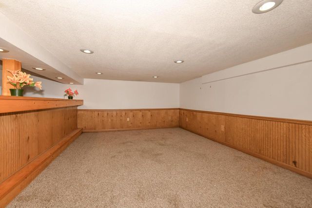 2426 5th AVENUE, South Milwaukee, WI 53172