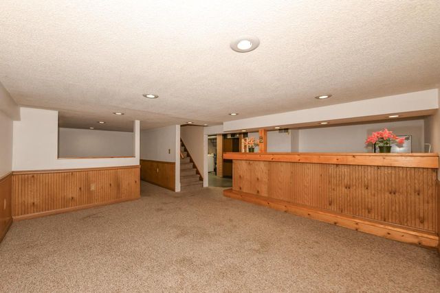2426 5th AVENUE, South Milwaukee, WI 53172