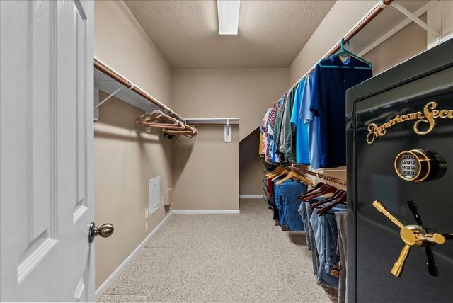 3902 Basil Court, Pearland, TX 77584