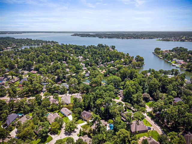 12410 Browning Drive, Montgomery, TX 77356