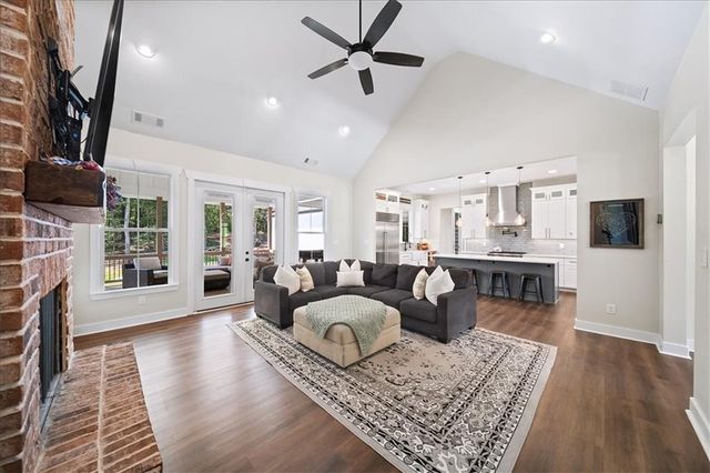 1380 Cronic Town Road, Auburn, GA 30011