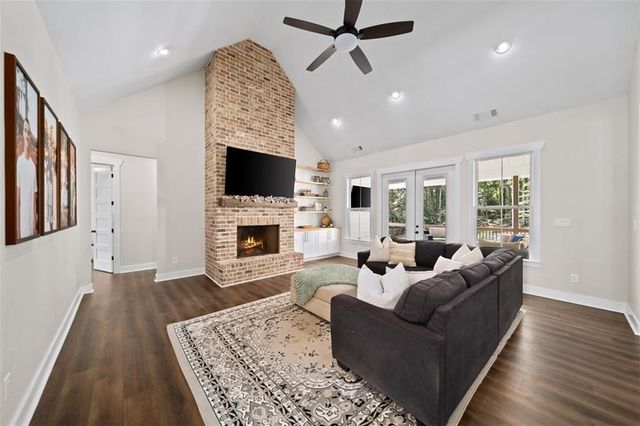 1380 Cronic Town Road, Auburn, GA 30011