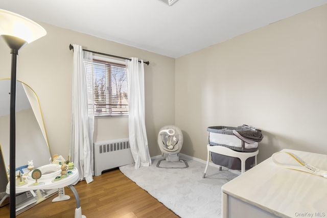 40 Frankie Lane, North Babylon, NY 11703