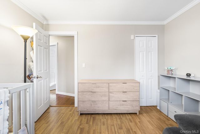 40 Frankie Lane, North Babylon, NY 11703