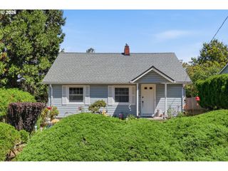 3115 Sw ILLINOIS St, Portland, OR 97239
