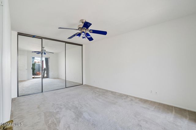 953 Quarterhorse Lane, Oak Park, CA 91377