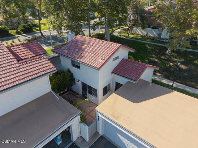 953 Quarterhorse Lane, Oak Park, CA 91377