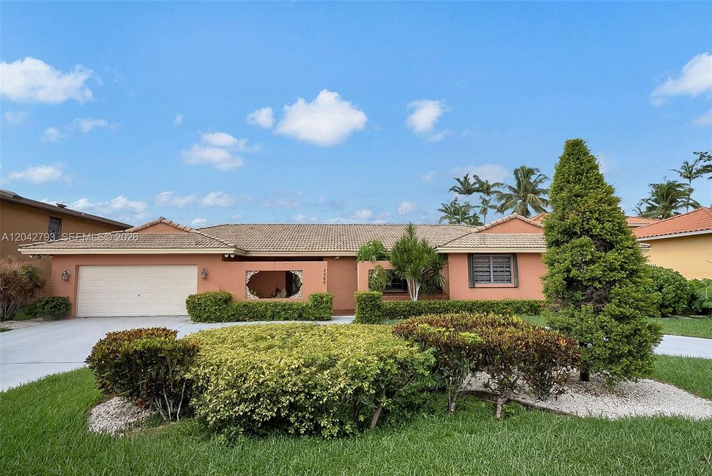 7365 N Augusta Drive, Hialeah, FL 33015