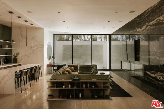 1536 Blue Jay Way, Los Angeles, CA 90069