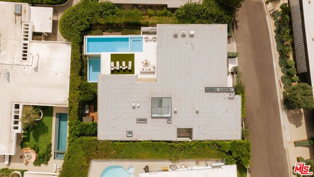 1536 Blue Jay Way, Los Angeles, CA 90069