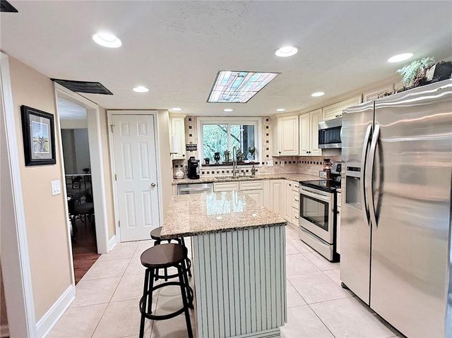 3865 Mabry NE Road, Roswell, GA 30075