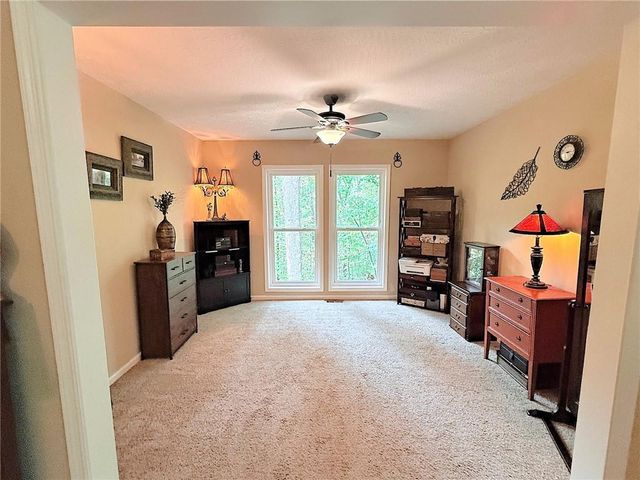 3865 Mabry NE Road, Roswell, GA 30075