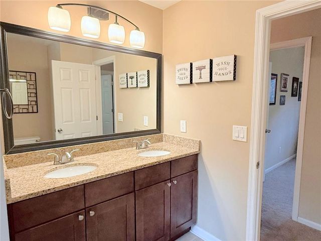 3865 Mabry NE Road, Roswell, GA 30075