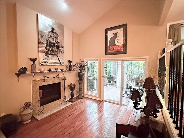 3865 Mabry NE Road, Roswell, GA 30075