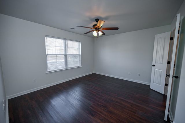 10249 STERLING RIDGE DR, Cordova, TN 38018