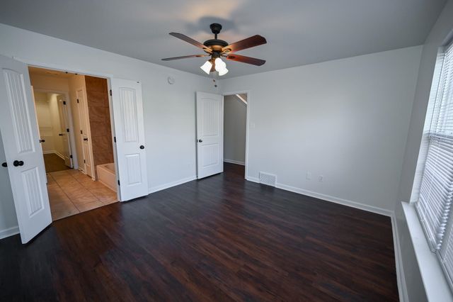 10249 STERLING RIDGE DR, Cordova, TN 38018